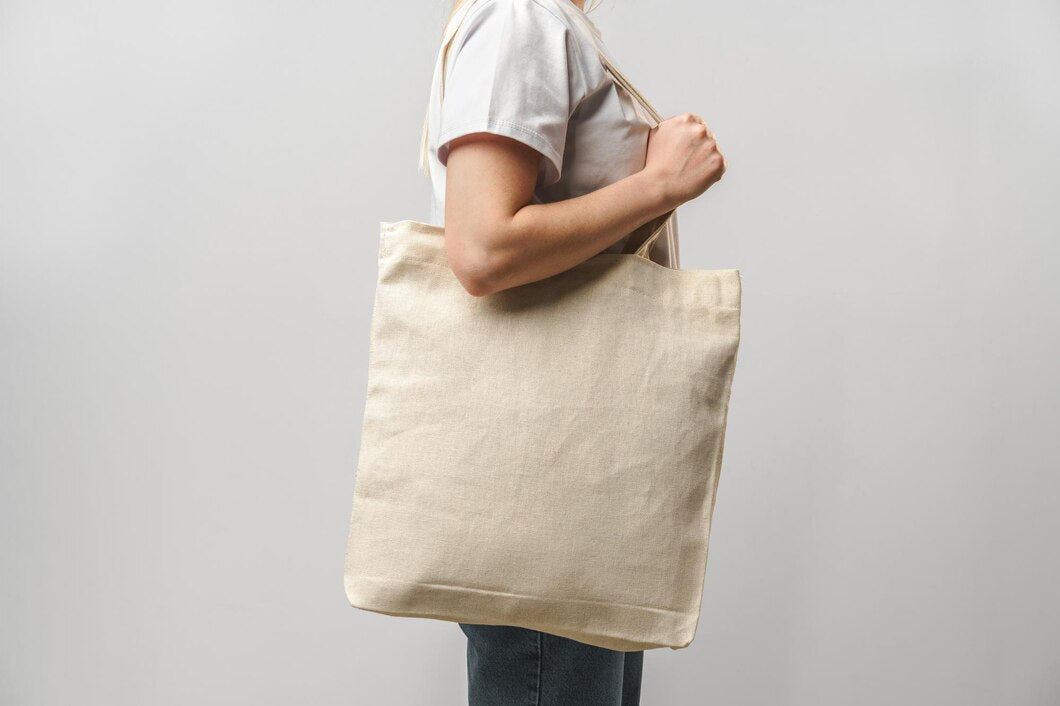 Why Canvas Bags Are Ideal for Digital Nomads