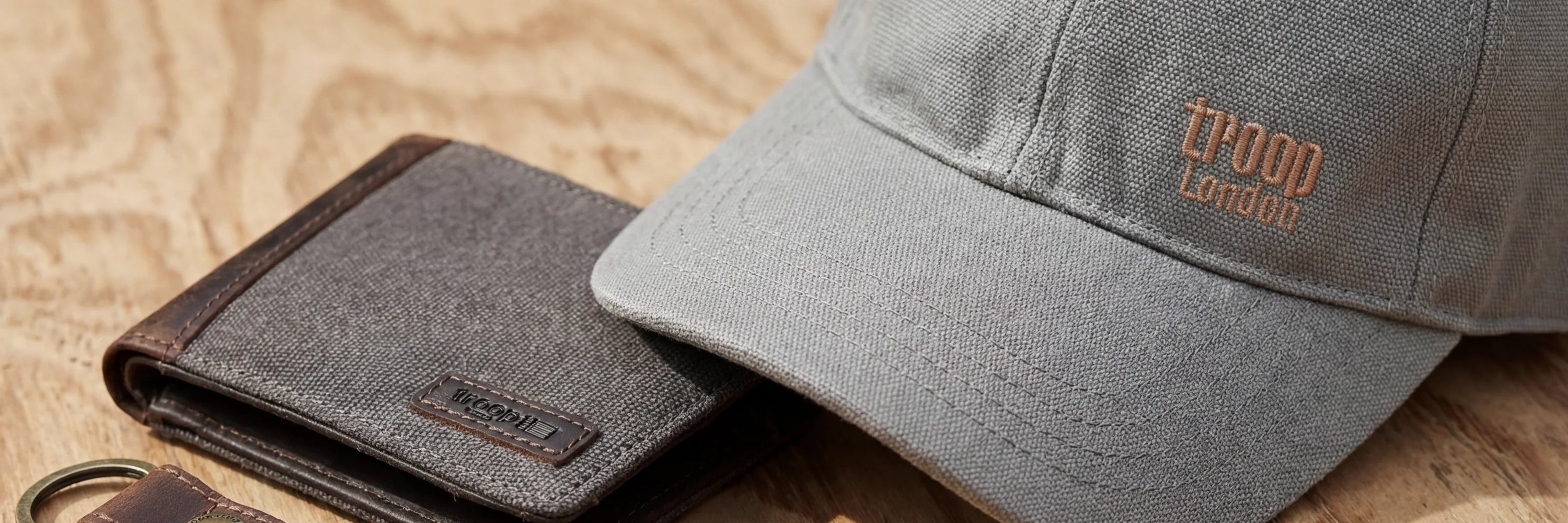 ACCESSORIES: THE ESSENTIALS